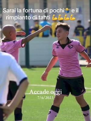 A post by @tony17177 on TikTok caption: #accadeoggi 