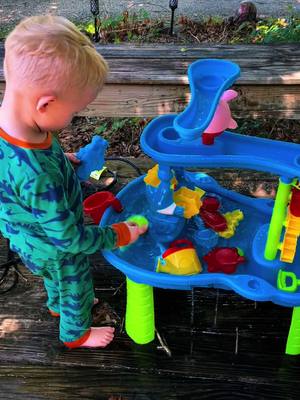 A post by @kourtneyystarr on TikTok caption: This outdoor toys for kids is easy to assemble and comes with an assembly tutorial,kids can explore and build together with the help of parents and cultivate the child's hands-on ability.Water table large enough and rich accessories to allow a kid and his friends to play together in groups! add children's interactive fun.#autism #sensoryactivities #Summer #toddlersoftiktok #kids 