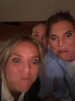 A post by @martinarosucci8 on TikTok caption: Acqua in bocca mi raccomando 🤫😂😂😂😂😂😂💦💦💦 @stefaniatarenzi @Stefania Zanoletti  #funny #funnyvideos #funnymoments #water