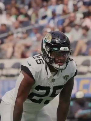 A post by @laviskaslegacy on TikTok caption: 2020 jrob was legendary #laviskaslegacy #viskashot #nfl #football #jaguars #jamesrobinson 