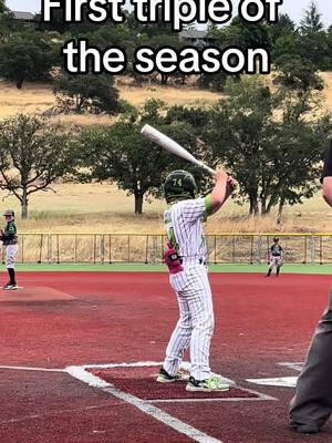 A post by @thebeardedoutdoorsmen on TikTok caption: The kid hit some missles this weekend. #fyp #foryou #foryourpage #baseball #baseballlife #baseballdad #cottonwoodcrush #medfordoregon #10ubaseball #travelball #proud #letsgo #triple #pissmissle #rawlings #rawlingsbaseball #rawlingsicon2024 @Baseball 9 $tar👑 @ZeppelinsMom 