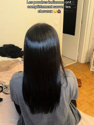 A post by @vaiana.hair on TikTok caption: Ajouter mon snap sf.chantilly 💆🏽‍♀️👻 pour que je puisse vous expliquer 💆🏽‍♀️ #pourtoi #fyp #soincheveux #devinelapersonne #trend #hair #poussedecheveux #BeautyTok #soincapillaire 