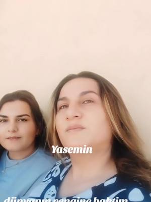 A post by @_yeseminncee on TikTok caption: #CapCut dünyanın rengine nasıl aldım 