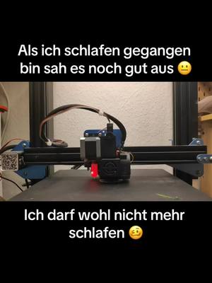 A post by @gigalotsartz on TikTok caption: Das gute filament 😭 #3dprinting #3ddruck #DIY #3ddrucker #3ddrucken 