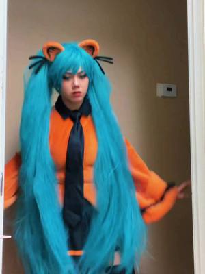 A post by @toastertopia on TikTok caption: lets not talk about the back of my head ok #miku #hatsunemiku #garfield #mikucosplay #garfieldcosplay #garfieldmiku #toastertopia 