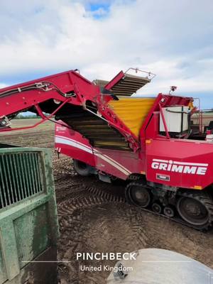 A post by @oliverkaywright on TikTok caption: I’ve officially got webbed feet 🤘🏻#spuds2024 #grimme #webbedfeet #fenland #vegfarm #farmersoftiktok #youngfarmersdoitbest #youngfarmers #youngfarmer #agrifilmz #challenger #fastrac #jcb #masseyferguson #spring #claasaxion 