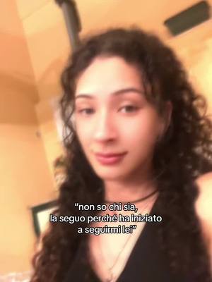 A post by @kywyaoliveira on TikTok caption: ripetiamo insieme: non é obbligatorio riseguire una persona. #italy 