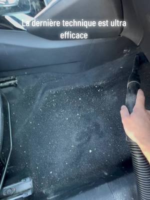 A post by @carmotion.fr on TikTok caption: Utilise ces techniques pour nettoyer ta voiture comme un pro #nettoyage #nettoyageauto #satisfaisant #voiture 