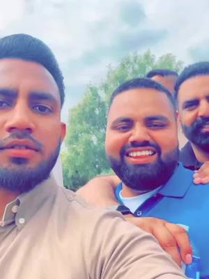 A post by @bhangu_pb06 on TikTok caption: @Harpal Singh @Ramankathunangal0003  @Kuldeep Singh @Suraj bawa #uk #sidhumoosewala #london #hayes #southal 