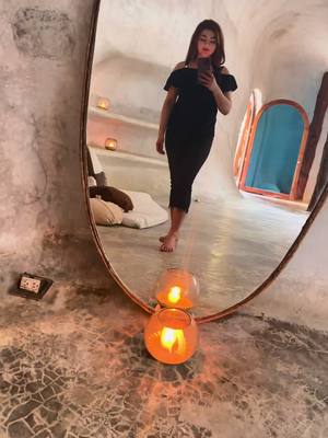 A post by @rafiajahansabrin on TikTok caption: This Mirror🧿🪞 #fyp #mexico🇲🇽 #travel #so #mexico #traveltiktok #loveyourself 