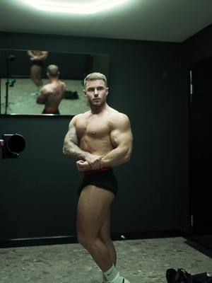 A post by @conorgmurray on TikTok caption: What do you want? #gymmotivation #11weeksout #classicphysique #posing 