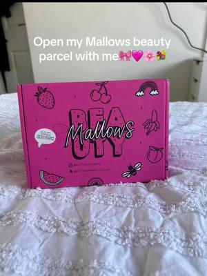 A post by @davinabelle on TikTok caption: If you want to smell absolutely unreal, look no further🎀🌸🦄🩷#mallowsbeauty #fyp 