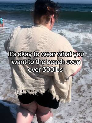 A post by @vickyhanna69 on TikTok caption: If you think im fat, yes i am 😂✌️#fyp #beach #beachbod #summerbody #selflove #selfconfidence #plussize #plussizefashion #fat 