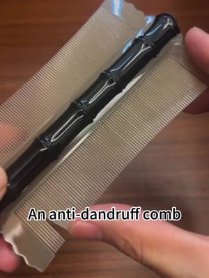 A post by @yaoswei on TikTok caption: A comb that can reduce dandruff.#france #fypp #viralproducts #wavyhair #hairhack #comb #hollowcomb #dandruff #scalp #flakes#asmr #fyp#hairasmr #foryou #oddlysatisfying#itchyscalpdandruff #viralproducts #wavyhair#fine-toothed comb