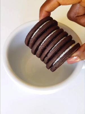 A post by @craftscorneruk on TikTok caption: #latenightsnack cravings #oreomugcake #oreo 