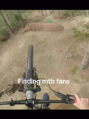 A post by @mtbfans_official on TikTok caption: #mtb #mountainbike #ugtrs #fyp #mtblife #mtbvideo #mtlife #MTB 