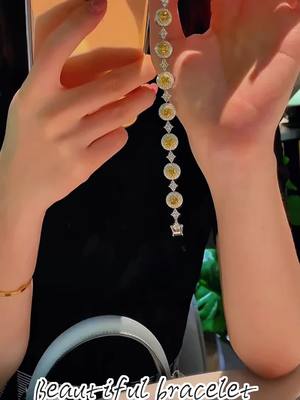 A post by @thahysh2737 on TikTok caption: Beautiful bracelet,You deserve it #fy #bracelet #beranda 