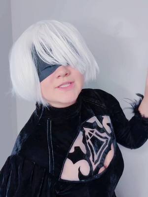 A post by @cosplay_byrr_ogac on TikTok caption: Im back 🤫 did you miss me 😪 🥰🥰🥰##2b##cosplay##anime##2bcosplay##cosplayer##fyp##foryou##foryoupage##nierautomatacosplay##nierautomatacosplay