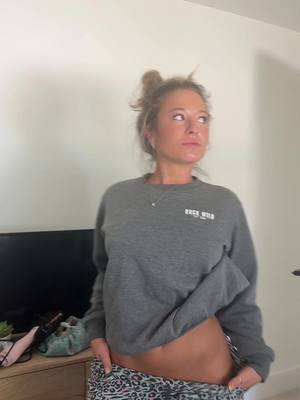 A post by @raddjadd on TikTok caption: clean girl aesthetic #fyp #cleangirl #slickbackbun 