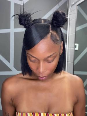 A post by @senslaytionalhair on TikTok caption: So perfect, so sleek🤯😍 • • • #sleekponytail #htxhairstylist #fypシ゚viral #fypage #quickweave 