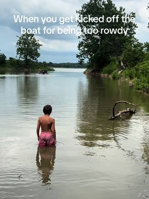 A post by @aerialmyrtle on TikTok caption: #lakedays #funny #boat #myrtleboys #keepingupwiththemyrtles 