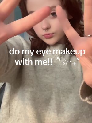 A post by @mx1si3 on TikTok caption: my eyes look bald without mascara 😟 #grwm #eyeshadow #clio #foryou #makeup #yesstyle #hudabeauty #missguided 