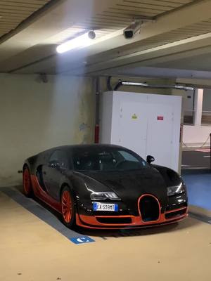 A post by @lvz_carspotter on TikTok caption: #fy #foryou #foryoupage #zyxcba #monaco #bugattichiron #bugattiveyronwre #CapCut 