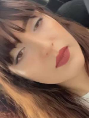 A post by @diiidiiiiiz_meziani on TikTok caption: #canada_life🇨🇦 #algerie🇩🇿 #tunisia🇹🇳 #kabyle_girl #montreal #bouira #taqvaylith_tahourith♓💕✅ #kabyle_dz #الشعب_الصيني_ماله_حل😂😂 #party #entrecopine #explore #lghorba 