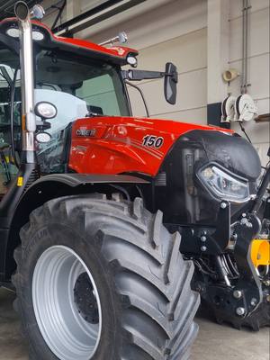 A post by @hamoen_lmb on TikTok caption: #poahh😍💯🔥👌 #caseih #maxxum150 #agriculture #hamoen #loonbedrijfpoldervaart 