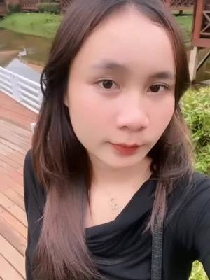 A post by @songkarn153 on TikTok caption: #ຂື້ນຟີດແນ່💗🥀ຕ໋ອກໆເອີຍ #ສາວສາລະວັນ 