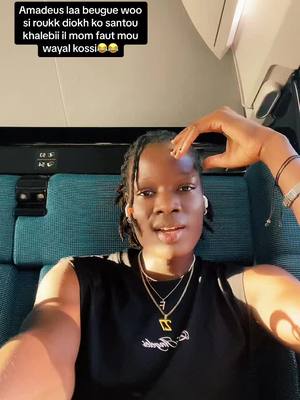 A post by @fatou_fajames27 on TikTok caption: ☺️ #senegalaise_tik_tok ##senegal #sengaltiktoker🇸🇳 #dakarbuzz #dakar #pourtoi #sene #dakar221 #dakarfuntime #senegalaise_tik_tok🇸🇳pourtoichallenge #baribari #amadeus #dakarbuzz #Love #talibecheikh #amadeus 