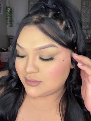 A post by @thaily_xruz on TikTok caption: My everyday makeup routine 💕🤩 #makeup #makeuptutorial #makeupproducts #maquillaje #everydaymakeup #grwm #foryou #foryoupage #fyp 