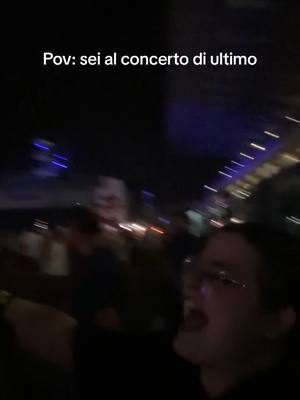 A post by @francescarotondoo on TikTok caption: O la vivi cosi o stai a casa🎶🏟️💚🫶🏻 #viral #ultimopeterpan #ultimostadi2024 #neipertee #perte #foryou #fy #fyp #following 