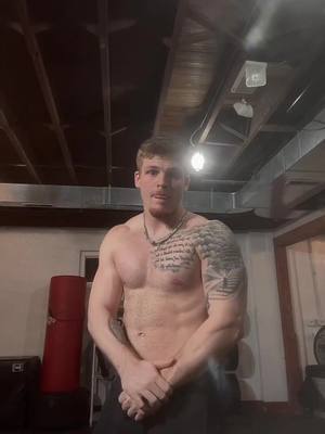 A post by @blake2fly_ on TikTok caption: #fyp #fypシ゚viral #trending #fyppppppppppppppppppppppp #fitness #fitnessmotivation 