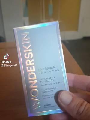 A post by @jojogem45 on TikTok caption: @Wonderskin 💋  8 minute mask amazing