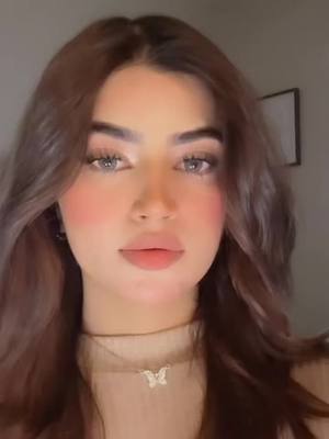 A post by @sanamjan3481 on TikTok caption: #duet with @Faryal  yousafzai 🐣 