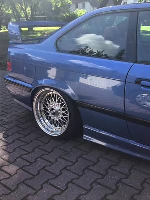 A post by @estoril_air36 on TikTok caption: #bmw #foryou #e36coupe #viral #