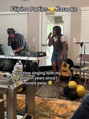 A post by @arianna__aponte on TikTok caption: Tell me you’re Filipino w/out telling me you’re Filipino (the full tech set up is crazy LOL)