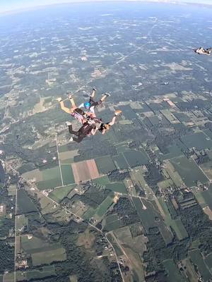 A post by @natepluto on TikTok caption: We call this the Canary Rodeo 😂 #skydive #skydiving #extremesports #clevelandskydivingcenter #rodeo #fyp #foryourpage 