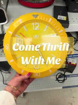 A post by @tinycomfortskitchen on TikTok caption: Jackpot: New phone incoming. #thrift #thriftwithme #comethriftwithme #thrifthaul 