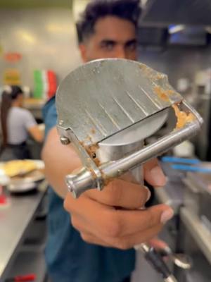 A post by @bob_muzic1 on TikTok caption: #kebab #dooner #bob #food #making #peace 