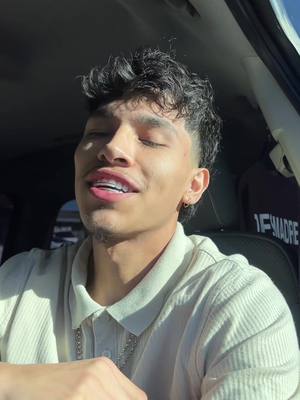 A post by @idediosanthony on TikTok caption: Viernesito 