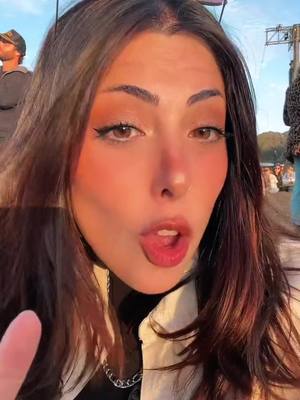 A post by @imjezabel on TikTok caption: When you’re high at #OutsideLands and you remember this iconic moment by the queen @leah.kateb #loveislandusa #leahkateb 