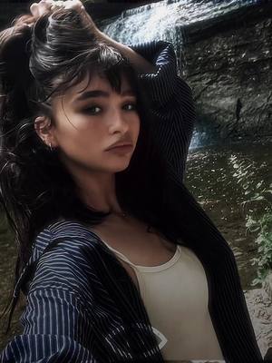 A post by @isadorascouplet on TikTok caption: #MALINAWEISSMAN ➤ lets ignore the fact i havent posted in 2 weeks ➜ 🎬: @Malina  ➜ 🎵: supermassive black hole by - muse #actress #acting #edit #actor #asoue #supergirl #ninelives #viral #fyp #fy #isadorascouplet 