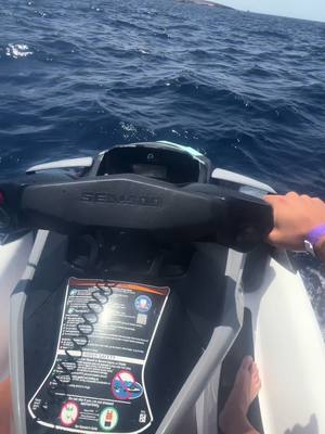 A post by @gabrielinoo2605 on TikTok caption: 🇲🇹 #malta #jetski 