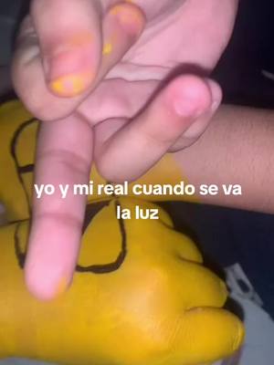 A post by @sweetnxni_ on TikTok caption: Pov: se me va la luz #cuentaendecadencia #miedo #minion #parati #fyp #humor #foryoupange #roblox #fpy #viral 