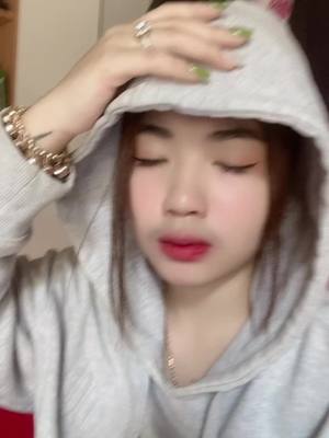 A post by @naasingle6 on TikTok caption: ខ្ចិលទុក💗🫦