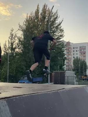 A post by @matrach16 on TikTok caption: #рек 