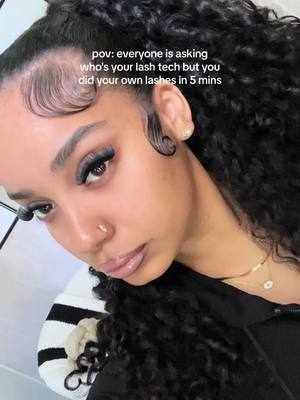 A post by @moriahkaelyn on TikTok caption: lashed by mo 🤭🎀 Lash kit linked in my showcase! 