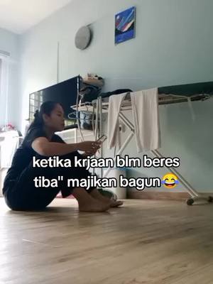 A post by @deaangriyani on TikTok caption: kekuan pra TKW😂😂😂😂 #tkwsingapore #viral 